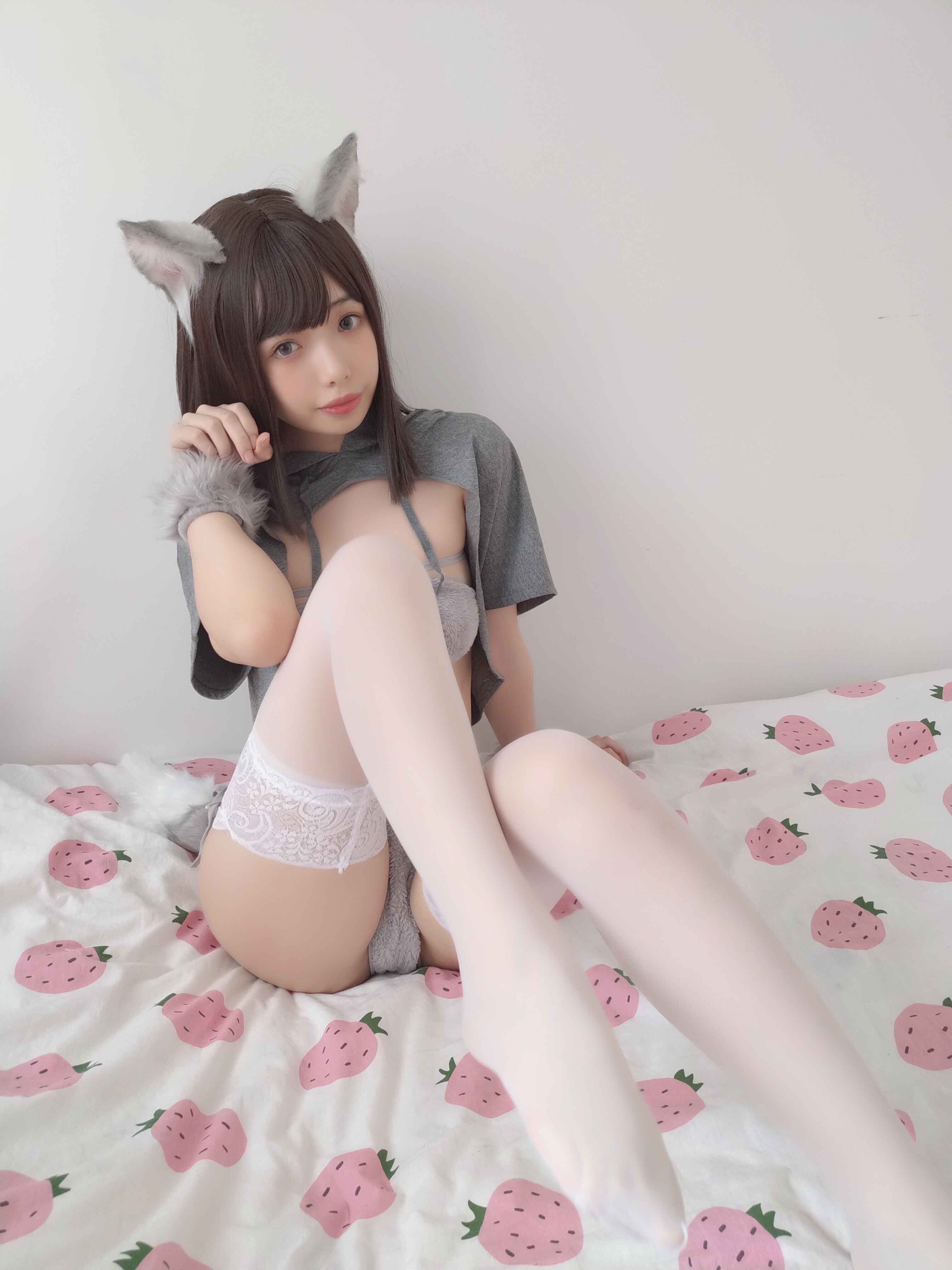 [雯妹不讲道理]NO.016灰色兽耳猫娘插图2